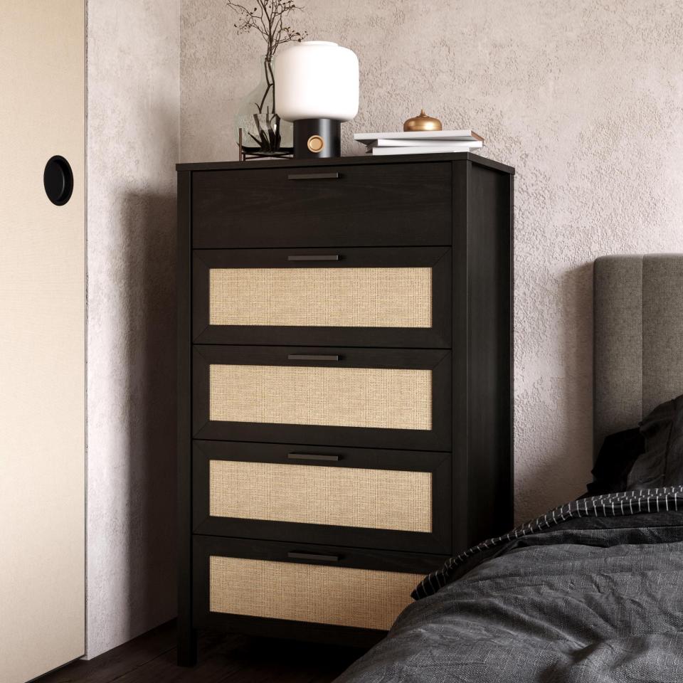 6) Wimberly 5 Drawer Dresser