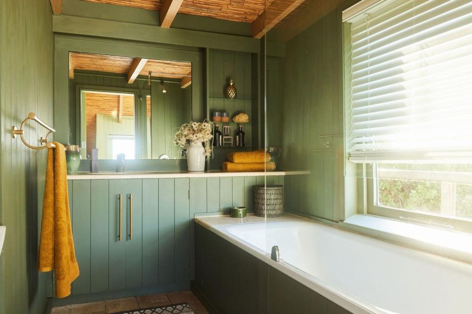 farmhouse bathroom ideas green