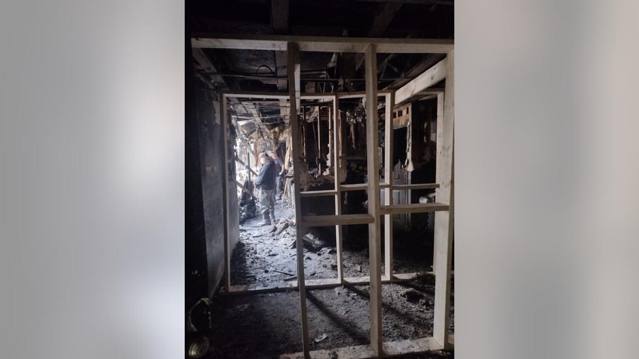 <div>The damage left behind in the Alexander apartment by the Hamptons at East Cobb fire.</div>