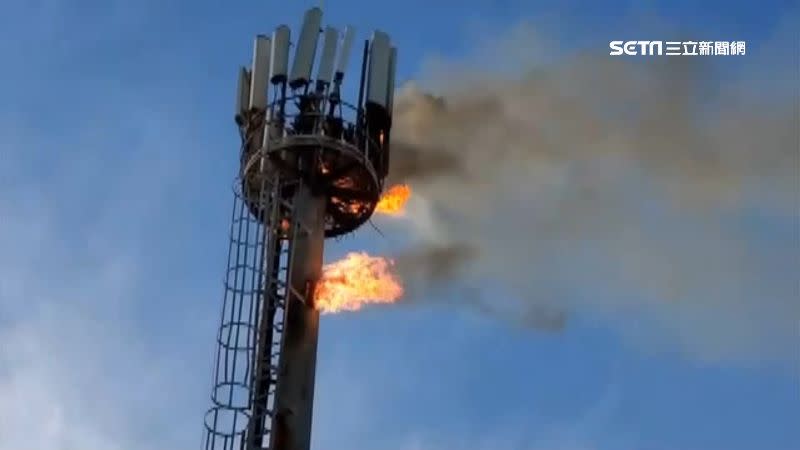 澎湖白沙鄉電信基地台發射塔20日晚間傳出火災。
