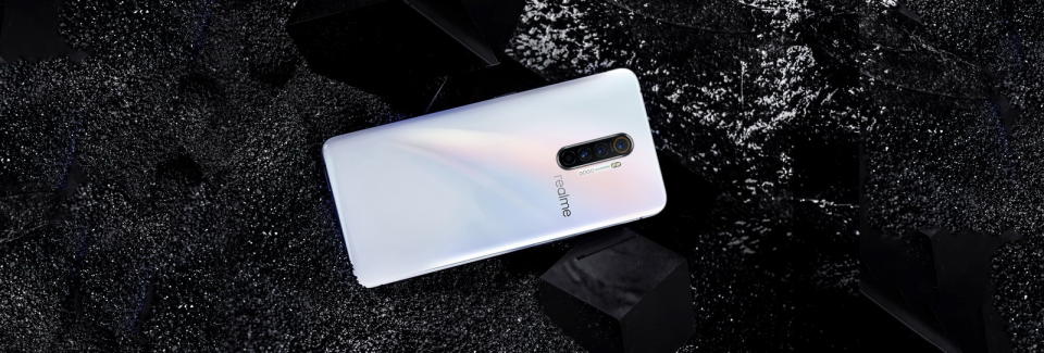 圖／驍龍855 Plus 6400萬變焦四鏡頭 ，realme 發表首款旗艦X2 Pro。（realme提供）