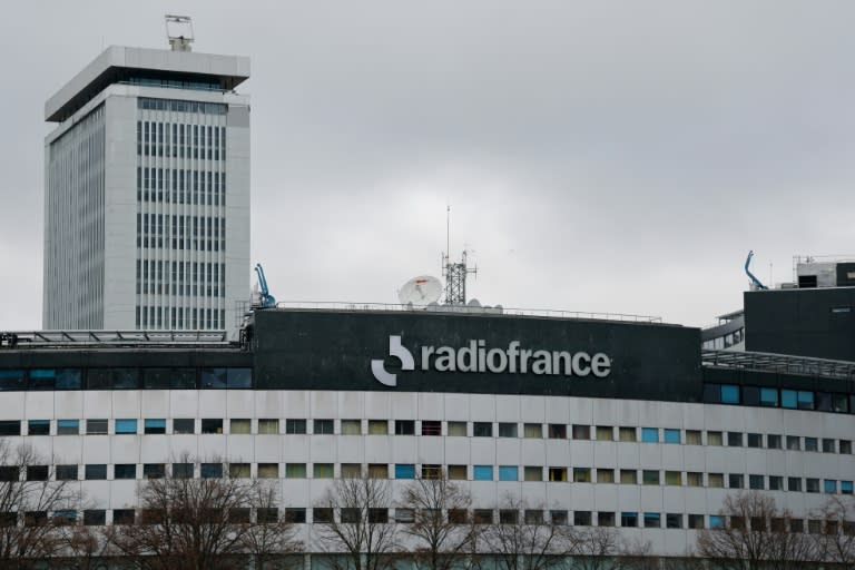 Plus de 1.100 salariés de Radio France, dont les présentateurs Léa Salamé, Nicolas Demorand et Nagui, rejettent la fusion de l'audiovisuel public, un projet "démagogique, inefficace et dangereux" (Ludovic MARIN)