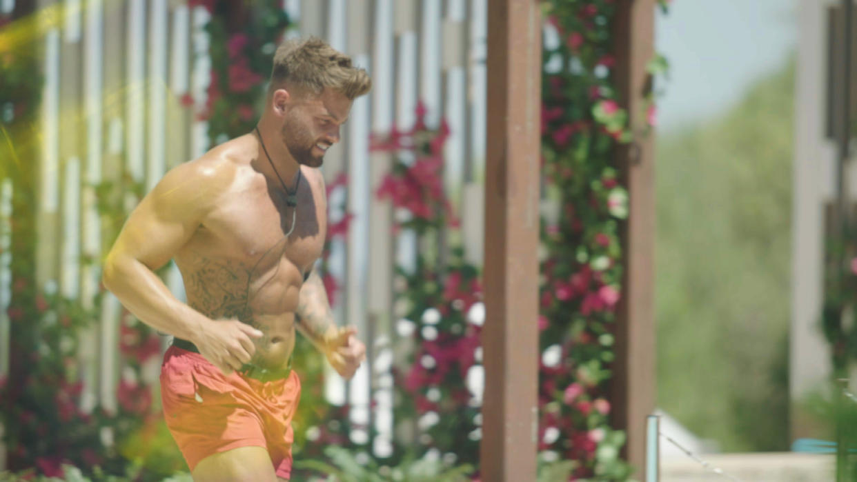 This image and the information contained herein is strictly embargoed until 21.00 Sunday 27th June 2021

From Lifted Entertainment

Love Island: SR7: Ep1 on ITV2 and ITV Hub new episodes are available the following morning on BritBox

Pictured: Jake arrives.

This photograph is (C) ITV Plc and can only be reproduced for editorial purposes directly in connection with the programme or event mentioned above, or ITV plc. Once made available by ITV plc Picture Desk, this photograph can be reproduced once only up until the transmission [TX] date and no reproduction fee will be charged. Any subsequent usage may incur a fee. This photograph must not be manipulated [excluding basic cropping] in a manner which alters the visual appearance of the person photographed deemed detrimental or inappropriate by ITV plc Picture Desk.  This photograph must not be syndicated to any other company, publication or website, or permanently archived, without the express written permission of ITV Picture Desk. Full Terms and conditions are available on the website www.itv.com/presscentre/itvpictures/terms

For further information please contact:
james.hilder@itv.com / 0207 157 3052