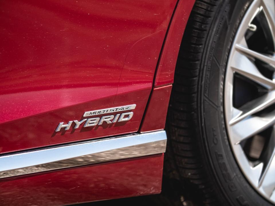 View Photos of the 2019 Lexus LS500h Hybrid