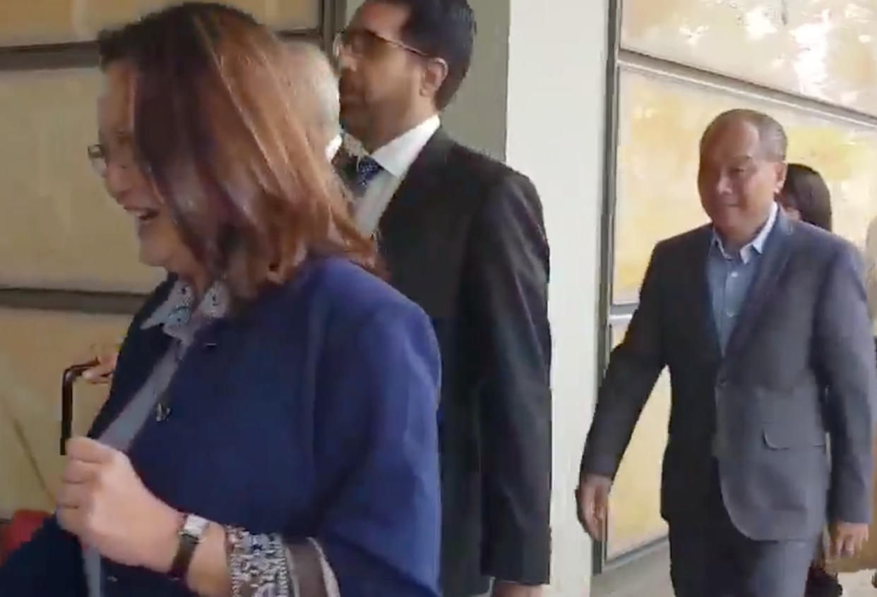 Sylvia Lim, Pritam Singh and Low Thia Khiang arriving at the High Court on 5 October. (Photo: Yahoo News Singapore/Wan Ting Koh)