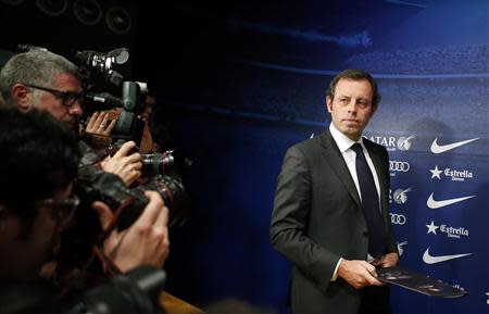 Barcelona president Sandro Rosell arrives for a news conference where he announced his resignation, at Camp Nou stadium in Barcelona January 23, 2014. REUTERS/Albert Gea