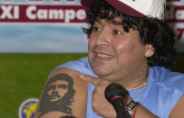 Maradona nunca ocultó su admiración por su compatriota revolucionario el 'Ché' Guevara. (AP Photo/Ana Maria Otero)