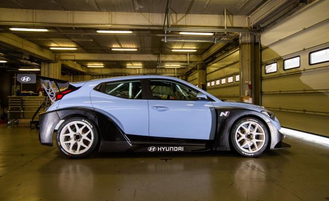 Hyundai Veloster vira carro de corrida com 350 cv - Motor Show