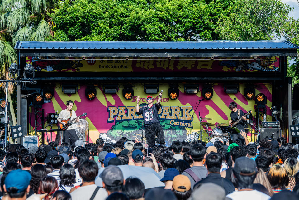 <strong>《2024 Park Park Carnival 叭叭嘉年華》Gummy B因為天氣熱電腦曬到當機。（圖／街聲StreetVoice提供）</strong>