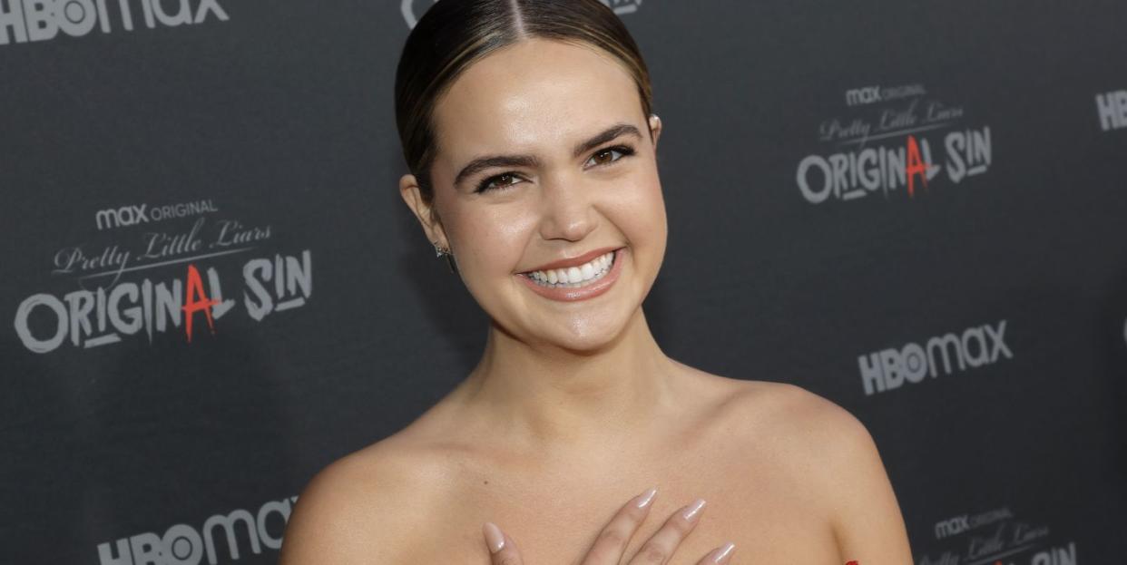 bailee madison pink hair