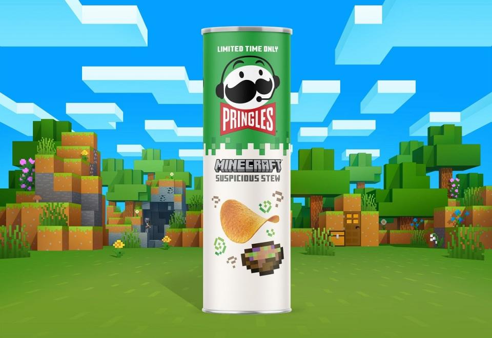 A can of Minecraft Pringles, showcasing the "Suspicious Stew."