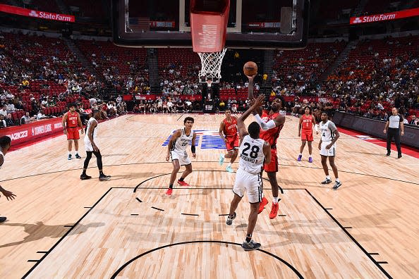 Tari Eason #17 of the Houston Rockets drives to the basket against the San Antonio Spurs during the 2022 Summer League on July 11, 2022 at the Thomas & Mack Center in Las Vegas, Nevada.