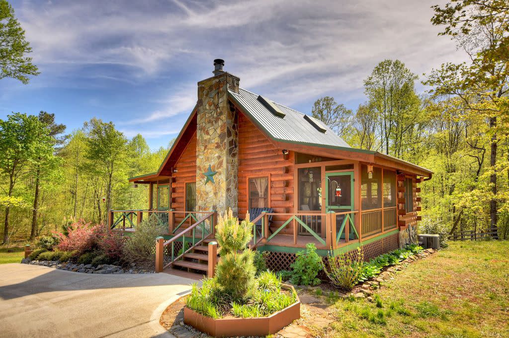 Cozy Bear Cabin