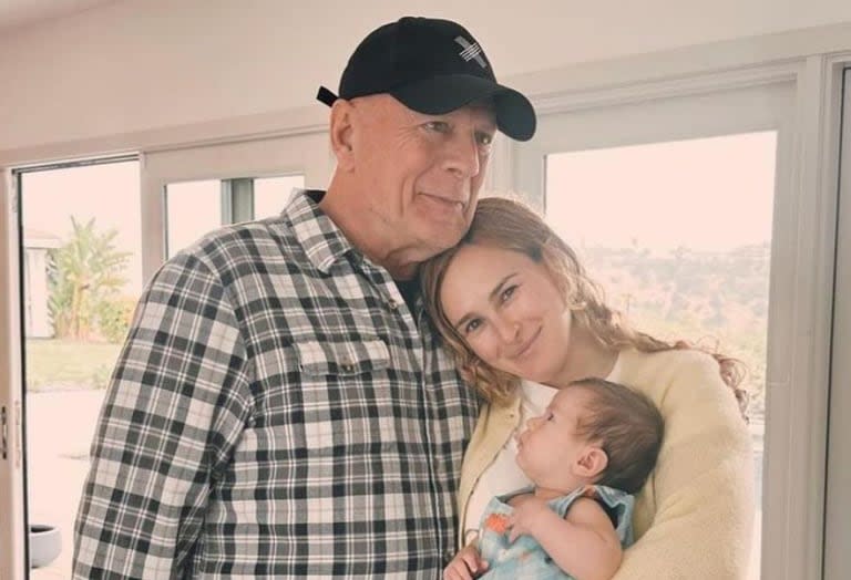 Bruce Willis, junto a su hija mayor, Rumer, y su primera nieta, Louetta