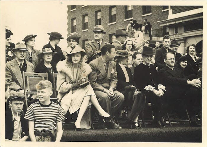 From left to right: Virginia Grey, Richard Arlen, Louise Landwehr, Mayor Henry Geerlings and P.T. Cheff