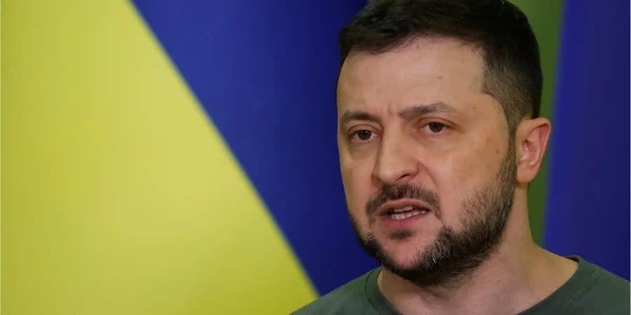 Zelenskyy reproaches partners for delaying training of Ukrainian pilots on F-16 fighter jets