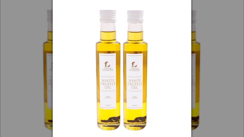 Trufflehunter White Truffle Oil bottles