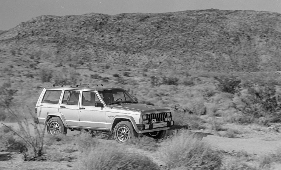 1984 Jeep Cherokee Photos