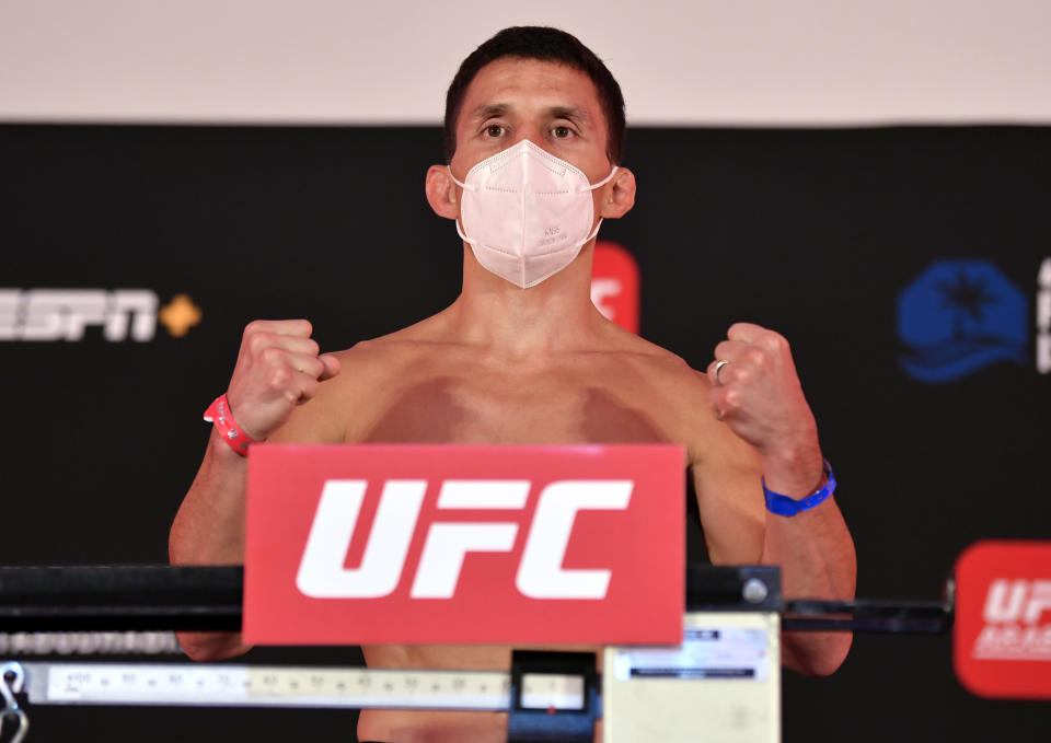 ABU DHABI, UNITED ARAB EMIRATES - JULY 17: Joseph Benavidez poses on the scale during the UFC Fight Night weigh-in inside Flash Forum on UFC Fight Island on July 17, 2020 in Yas Island, Abu Dhabi, United Arab Emirates. (Photo by Jeff Bottari/Zuffa LLC via Getty Images)