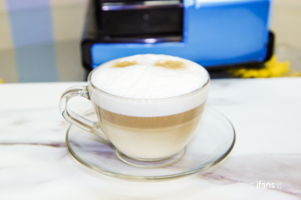 按一下好簡單！OSTER 奶泡大師義式咖啡機 PRO 宅在家就能享受一杯專業風味