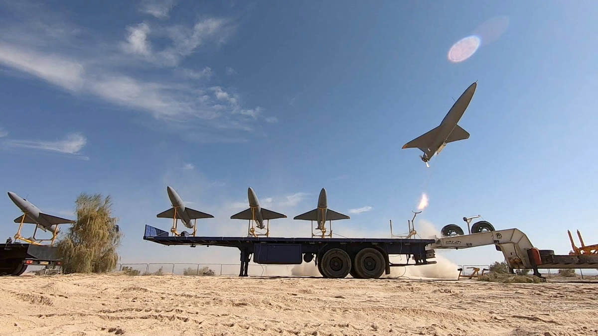 Ein Drohnenstart bei einer Militärübung im Iran. (Foto: Reuters)