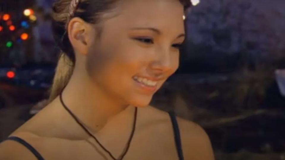 Allie DiMeco as Rosalina in "The Naked Brothers Band" eco-concert special "Polar Bears"