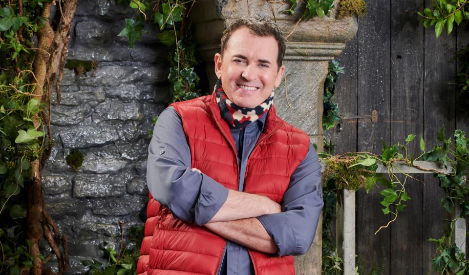 Shane Richie regaled his I'm A Celebrity campmates with tales of when he met Tom Cruise. (ITV)