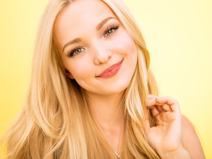 Here’s what Dove Cameron looks like as a brunette, and OMG she’s seriously stunning