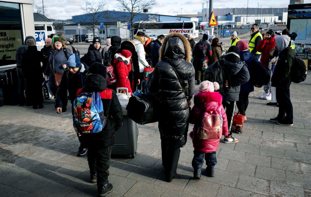 Refugees from Ukraine arrive in Poland (AP)