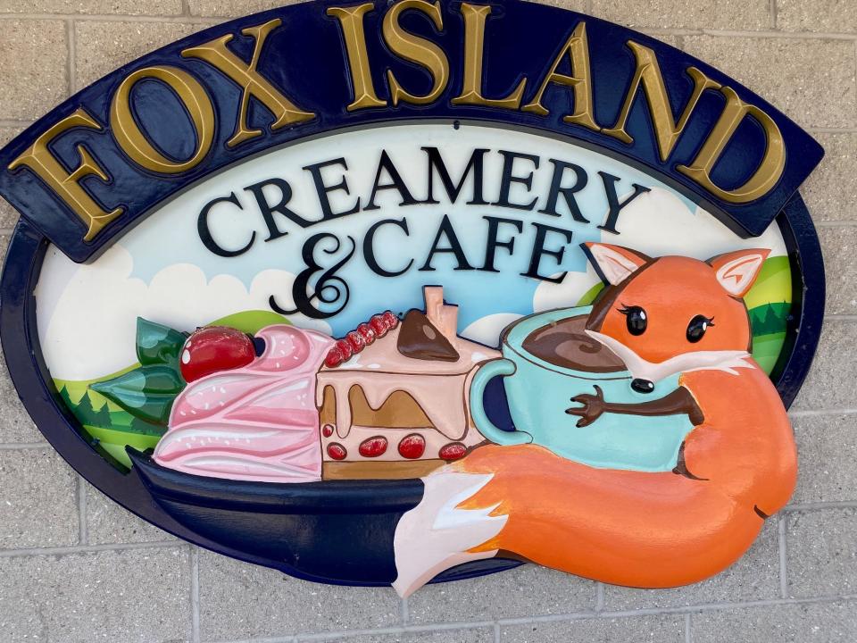Logo for the Fox Island Creamery and Café which  is located in the Cosmos Supermarket in Hewitt section of West Milford.