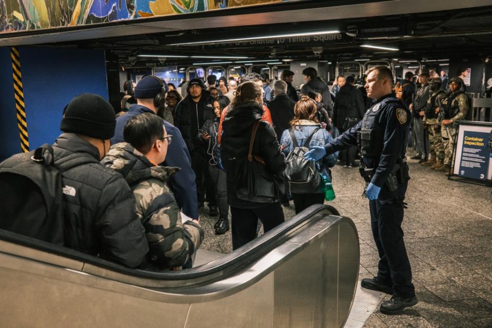 Gov. Kathy Hochul announced Wednesday she is deploying 1,000 state cops and National Guardsmen to patrol NYC’s subway system. Stephen Yang