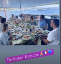 <p>El cumpleaños número 46 de <strong>Alex</strong> <strong>Rodríguez</strong> -el primero tras su ruptura con <strong>Jennifer</strong> <strong>López</strong>- ha dado inicio con un delicioso brunch <a href="https://peopleenespanol.com/celebridades/alex-rodriguez-vacaciones-en-yate-por-europa/" rel="nofollow noopener" target="_blank" data-ylk="slk:a bordo del lujosísimo yate en el que el expelotero se ha embarcado;elm:context_link;itc:0;sec:content-canvas" class="link ">a bordo del lujosísimo yate en el que el expelotero se ha embarcado</a> para visitar distintos puertos europeos.</p> 