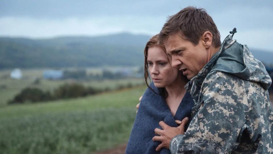 arrival-amy-adams-jeremy-renner