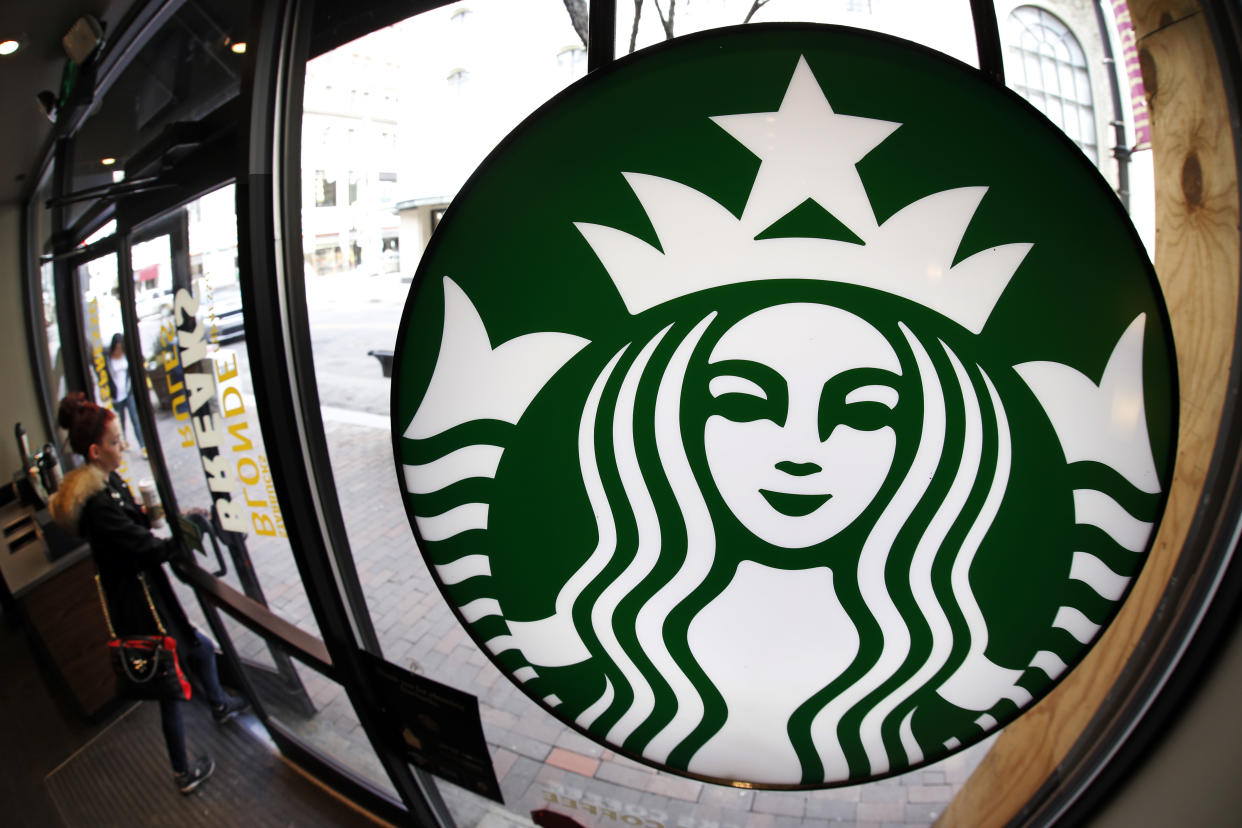 Starbucks will bald seine erste Filiale in Italien eröffnen. (Bild: AP Photo)