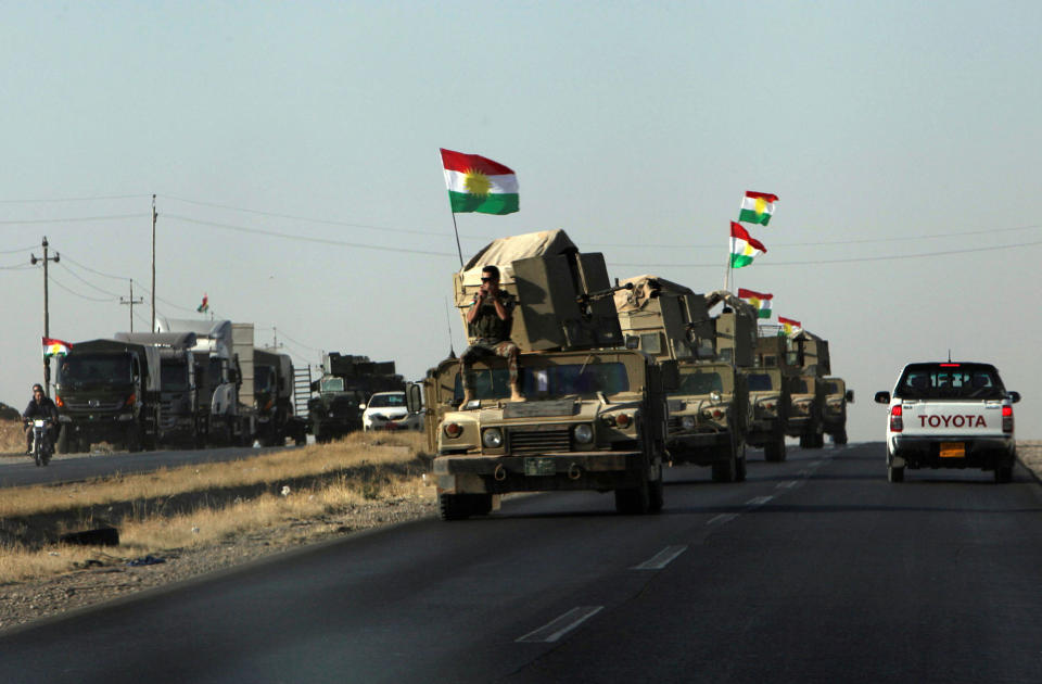 <p>Vehicles of Kurdish Peshmarga Forces are seen near Altun Kupri between Kirkuk and Erbil, Iraq, Oct. 20, 2017. (Photo: Azad Lashkari/Reuters) </p>