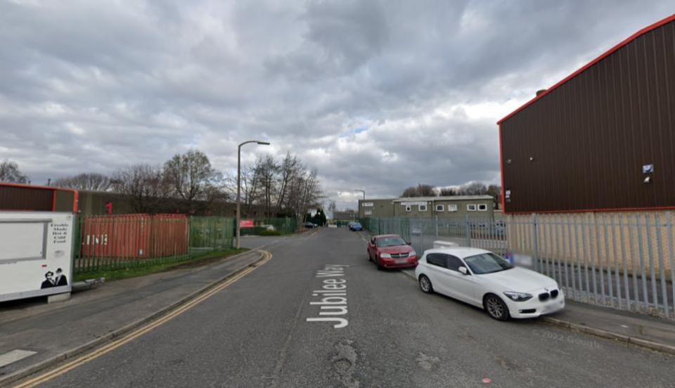 Bradford Telegraph and Argus: The fire has occurred at the Jubilee Way Industrial Estate
