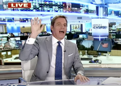 Fox News anchor Bill Hemmer said he walked out of a restaurant after being asked for his vaccine card.  (Fox News screen grab)