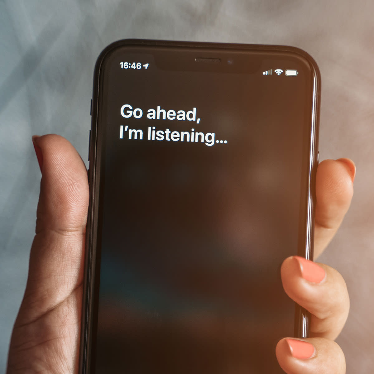 iphone-siri-message-go-ahead-im-listening