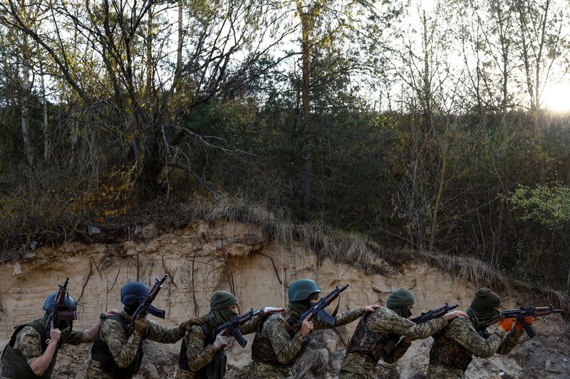 Military exercises of the Siberian Battalion in Kyiv region