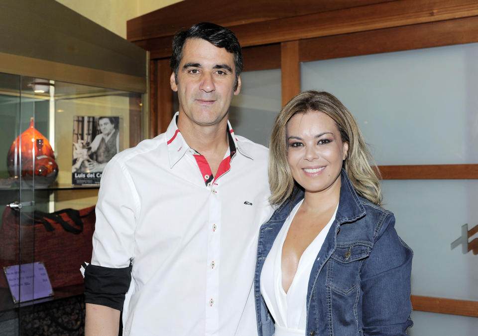 CUENCA, SPAIN - AUGUST 19:  Spanish bullfightehr Jesulin of Ubrique poses with Maria Jose Campanario as he returns to bullfighting after seven years of retirement on August 19, 2018 in Cuenca, Spain.  (Photo by Europa Press/Europa Press via Getty Images)