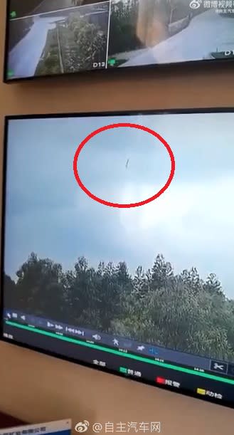 網傳東方航空墜機畫面已被拍攝單位證實。（圖／翻攝自微博）