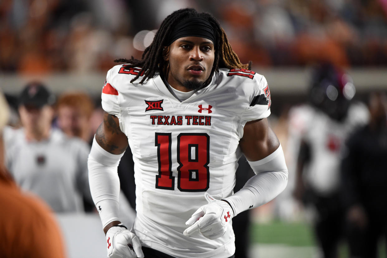 AUSTIN, TX - NOVEMBER 24: Texas Tech Red Raiders LB Tyler Owens heads toward the field prior to college football game between the Texas Tech Red Raiders and the Texas Longhorns on November 24, 2023, at Darrell K Royal-Texas Memorial Stadium in Austin, TX. (Photo by John Rivera/Icon Sportswire via Getty Images)