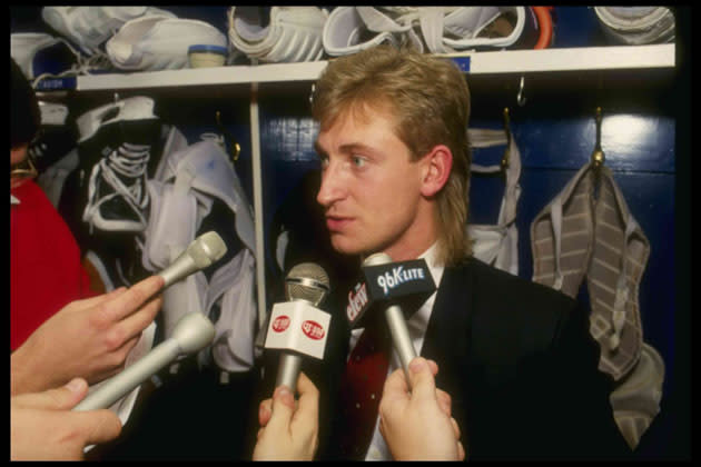 Wayne Gretzky trade 25th anniversary