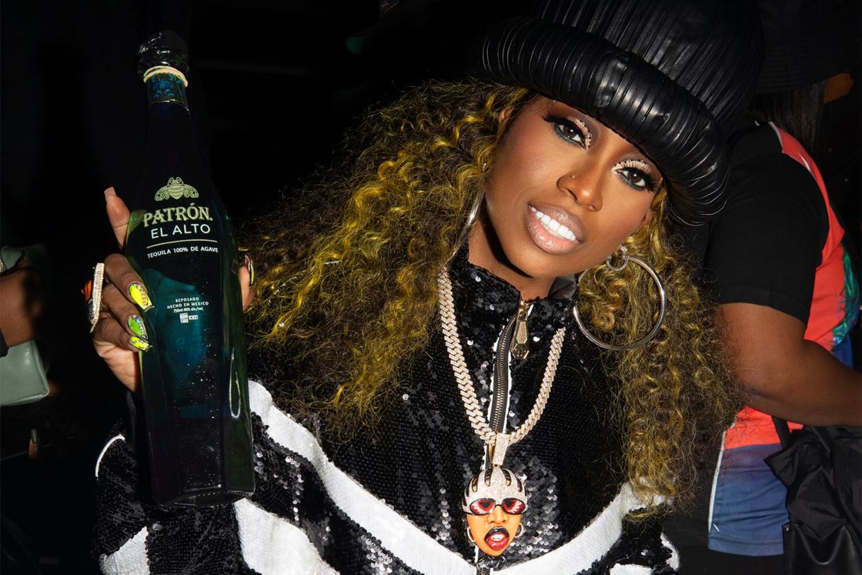  Missy Elliott toasts to an exciting weekend in Las Vegas with PATRÓN EL ALTO, celebrating the launch of the new tequila and her first performance since 2019, Madame Tussauds wax figure unveiling and 20th anniversary of her second studio album, Under Construction.   PHOTO CREDIT: Derek Blanks