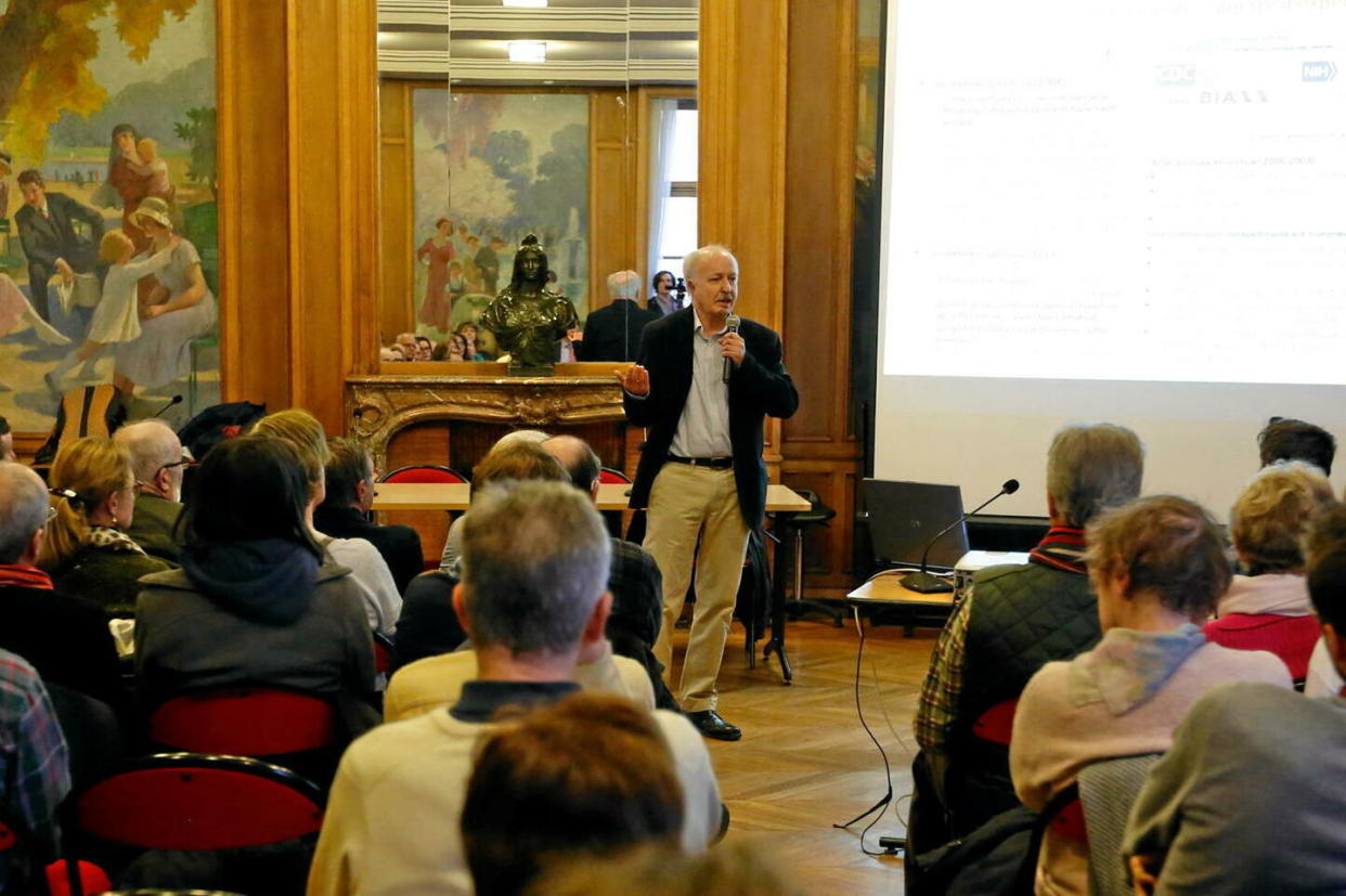 Jean-Paul Krivine, ici en 2018 lors d'une conférence sur la maladie de Lyme.  - Credit:Gutner/SIPA