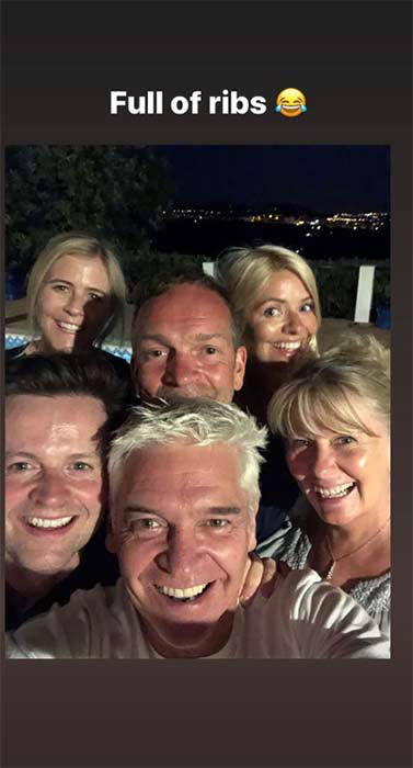 phillip schofield holiday home guests z