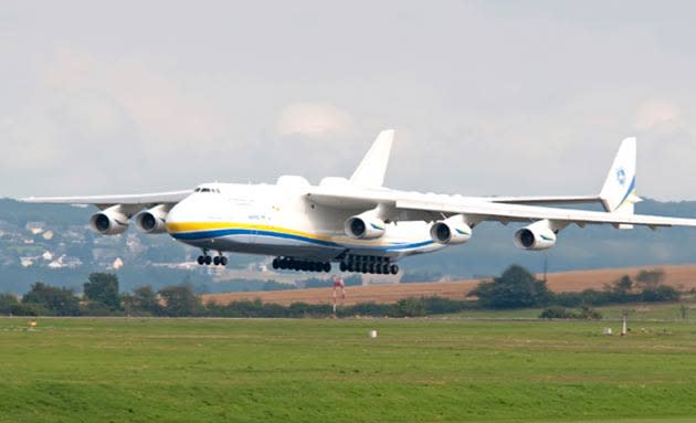 The aircraft was on static display at the Paris Air Show in 1989 and it flew during the public days at the Farnborough air show in 1990.