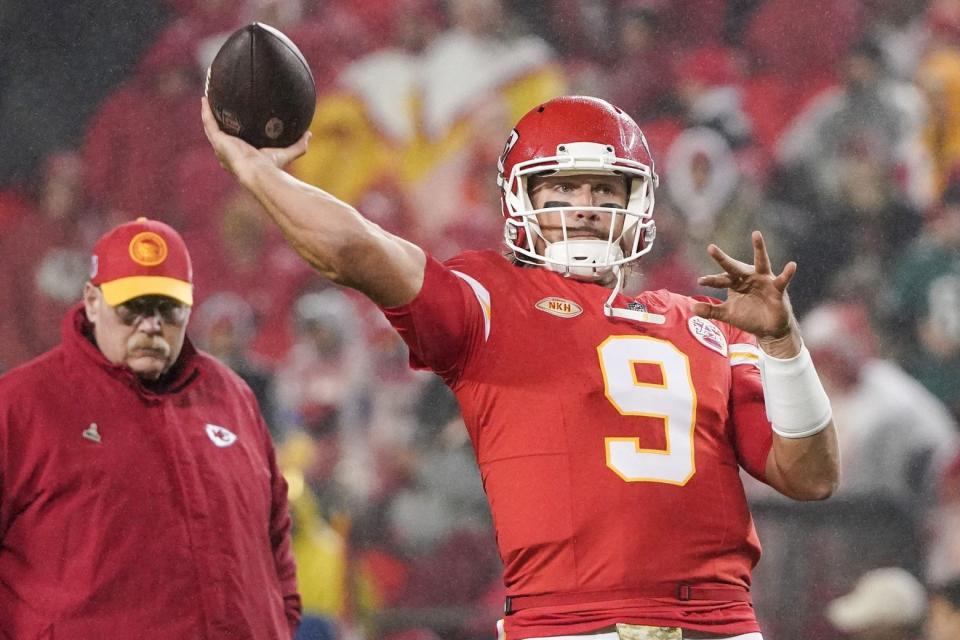 Nov 20, 2023; Kansas City, Missouri, USA; Kansas City Chiefs quarterback Blaine Gabbert (9) warms up against the Philadelphia Eagles prior to a game at GEHA Field at Arrowhead Stadium. Mandatory Credit: Denny Medley-USA TODAY Sports