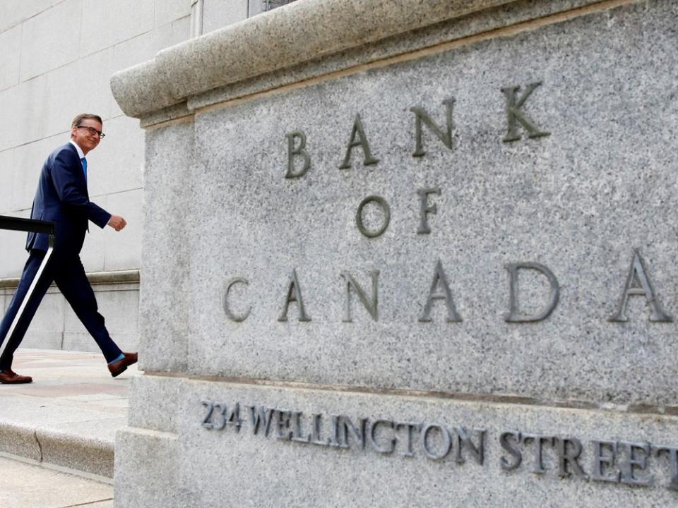  Governor of the Bank of Canada Tiff Macklem walks outside the Bank of Canada building in Ottawa.