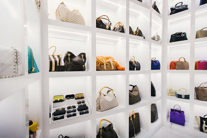 World's largest closet gets robbed for $1 million worth of goods